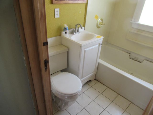 921 20th Avenue SE, Minneapolis, MN 55414