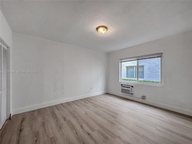 955 Bay Dr 2, Miami Beach, FL 33141