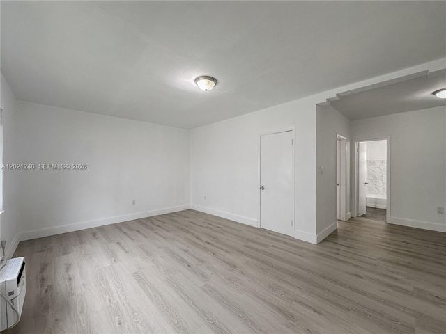 955 Bay Dr 2, Miami Beach, FL 33141