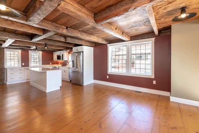 98 Water Street, Laconia, NH 03246