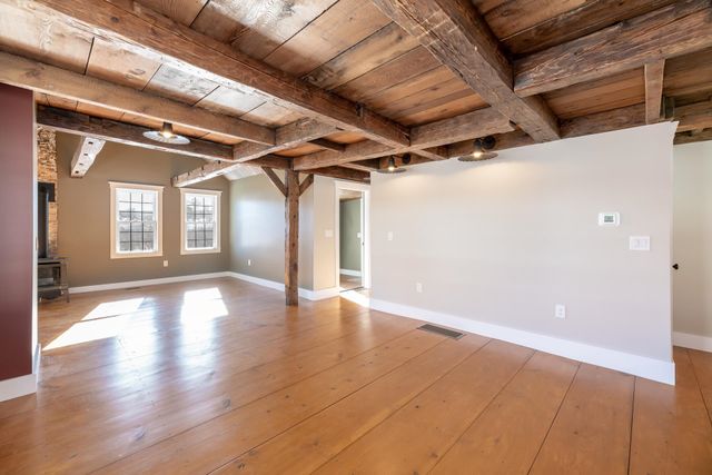 98 Water Street, Laconia, NH 03246