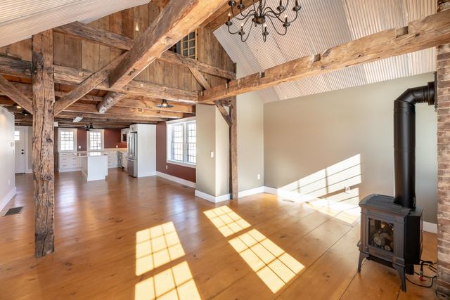 98 Water Street, Laconia, NH 03246