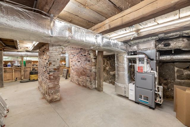 98 Water Street, Laconia, NH 03246