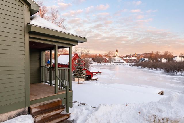 98 Water Street, Laconia, NH 03246