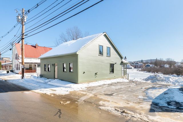 98 Water Street, Laconia, NH 03246