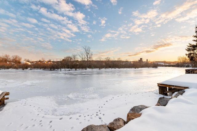 98 Water Street, Laconia, NH 03246