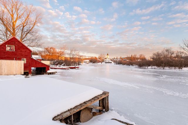 98 Water Street, Laconia, NH 03246