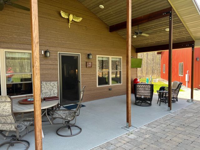 3108 State Highway 172 NW, Baudette, MN 56623