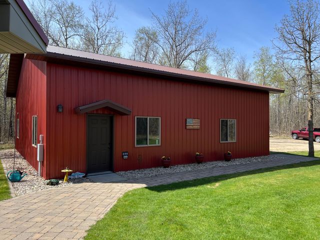 3108 State Highway 172 NW, Baudette, MN 56623