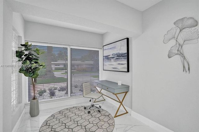 3421 Dover Rd, Pompano Beach, FL 33062