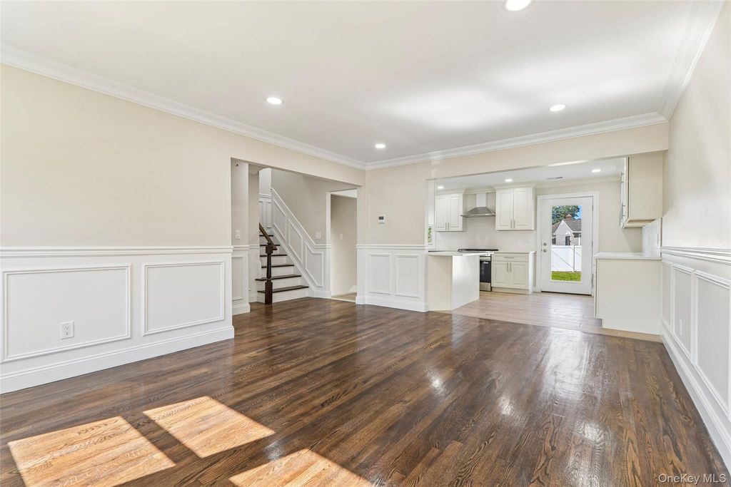 3176 Morgan Drive, Wantagh, NY 11793 — photo 4