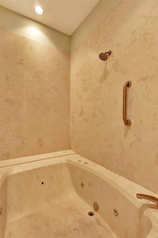 2208 Trailside DR, Austin, TX 78704