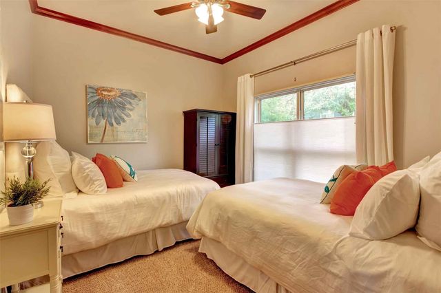 2208 Trailside DR, Austin, TX 78704