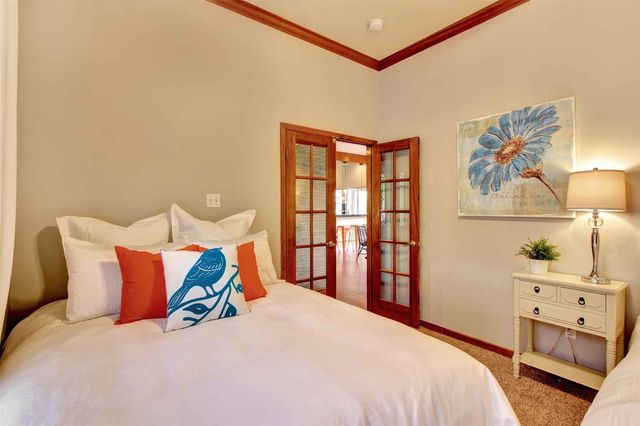 2208 Trailside DR, Austin, TX 78704