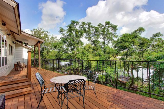 2208 Trailside DR, Austin, TX 78704