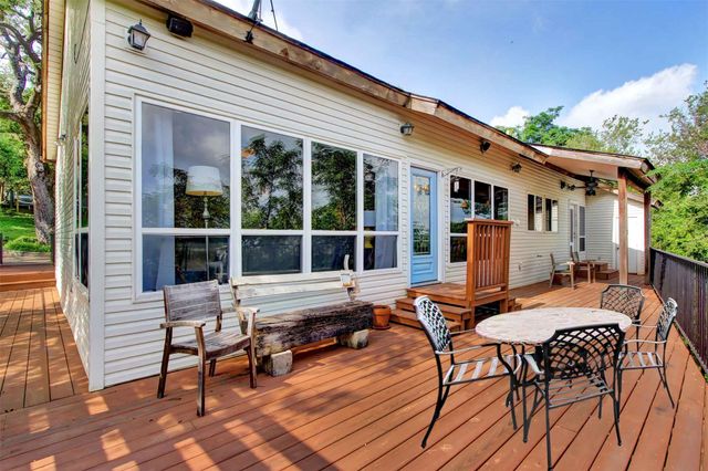 2208 Trailside DR, Austin, TX 78704