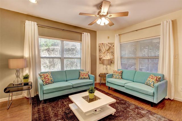 2208 Trailside DR, Austin, TX 78704