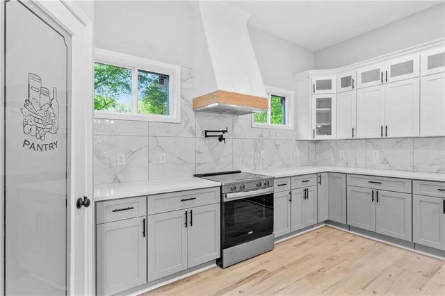 378 Grant Park Place, Atlanta, GA 30315