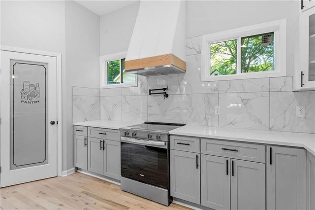 378 Grant Park Place, Atlanta, GA 30315