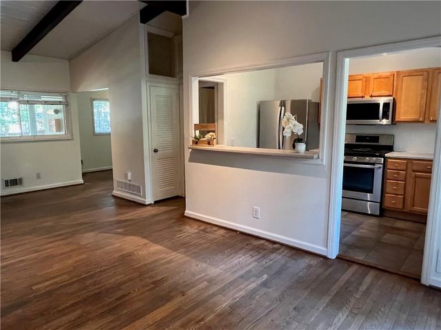 1945 Dellwood Drive NW B, Atlanta, GA 30309