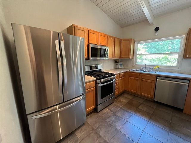 1945 Dellwood Drive NW B, Atlanta, GA 30309