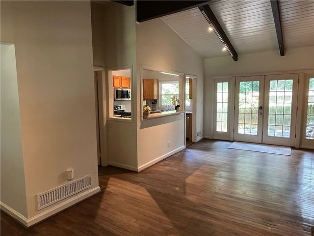 1945 Dellwood Drive NW B, Atlanta, GA 30309