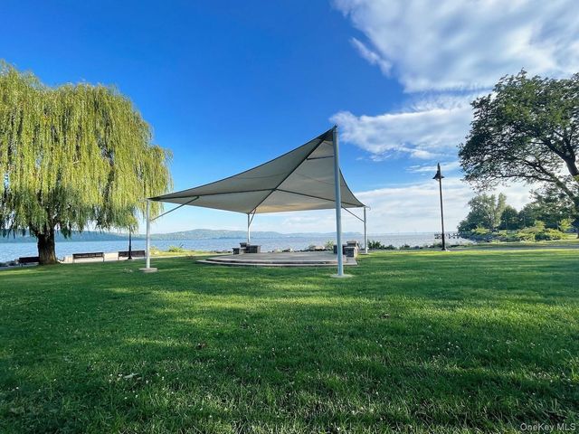 64 Bradley Street, Dobbs Ferry, NY 10522