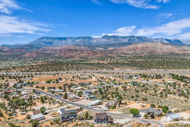 458 E HOMESPUN CIR, Leeds, UT 84746