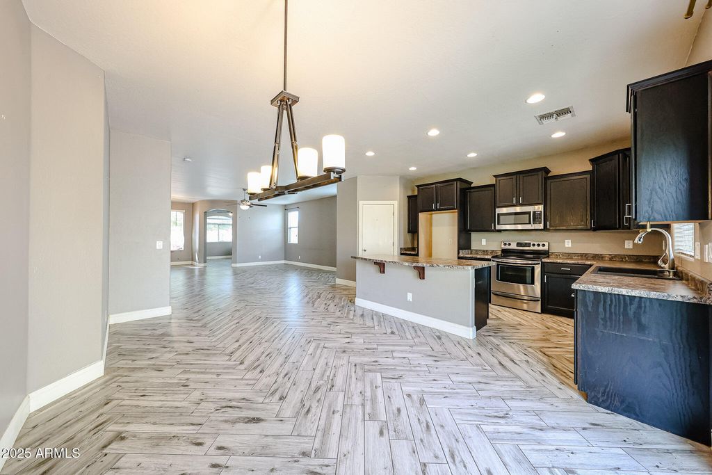 12326 W PATRICK Lane, Sun City West, AZ 85375