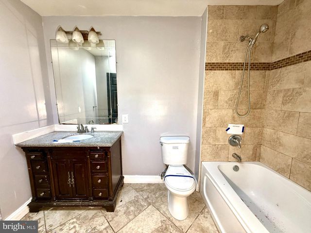 321 S NEWKIRK ST, Baltimore, MD 21224