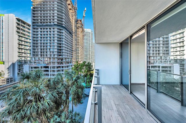 88 SW 7th Street 806, Miami, FL 33130