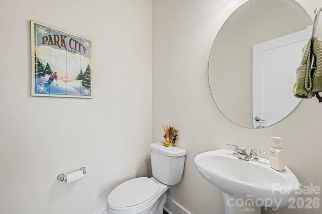 12045 Brooklyn Avenue, Charlotte, NC 28204