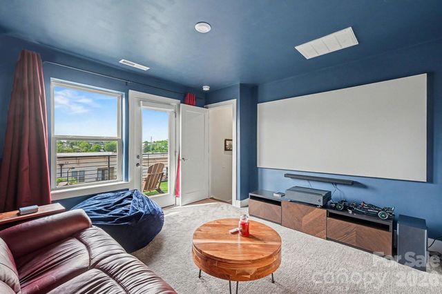 12045 Brooklyn Avenue, Charlotte, NC 28204