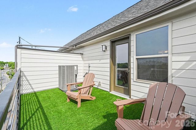 12045 Brooklyn Avenue, Charlotte, NC 28204