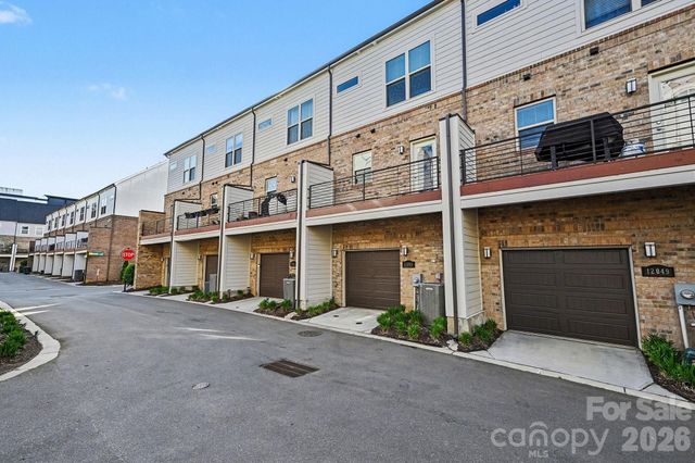 12045 Brooklyn Avenue, Charlotte, NC 28204