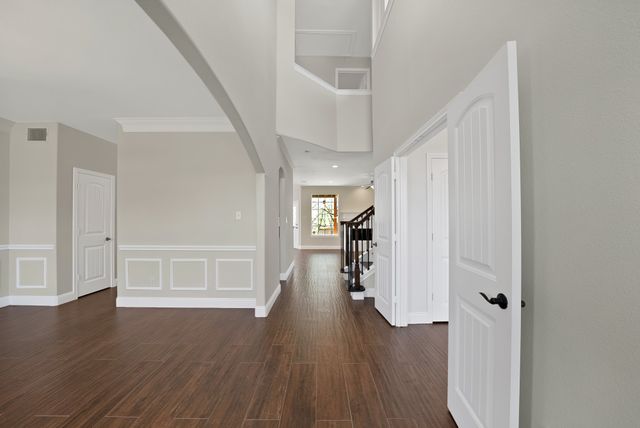 2770 S Lakeview Drive, Cedar Hill, TX 75104