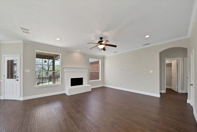 2770 S Lakeview Drive, Cedar Hill, TX 75104