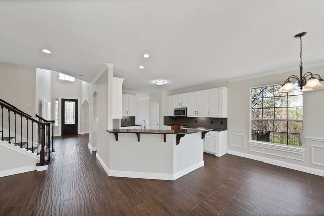 2770 S Lakeview Drive, Cedar Hill, TX 75104