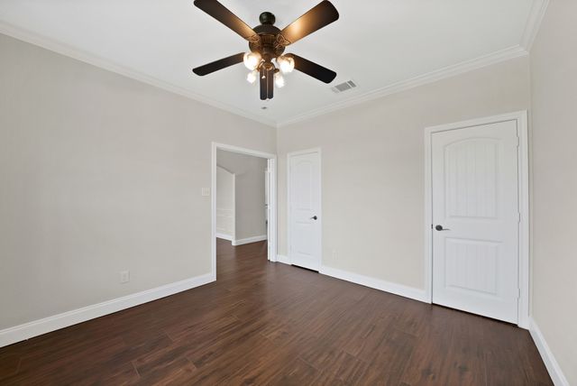 2770 S Lakeview Drive, Cedar Hill, TX 75104