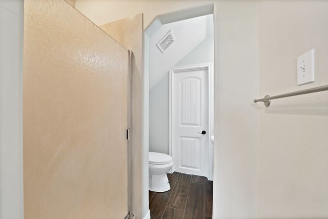 2770 S Lakeview Drive, Cedar Hill, TX 75104