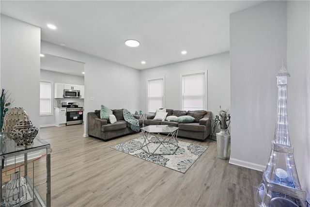 1006 Vermont AVE, Portsmouth, VA 23707
