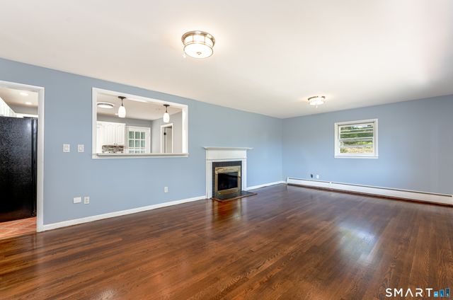 47 Juniper Ridge Drive, Waterbury, CT 06708