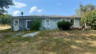 12561 Duquette Avenue NE, Hartville, OH 44632