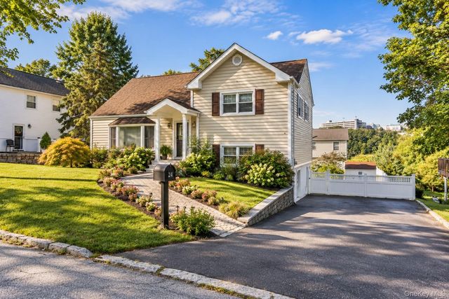 173 Pembrook Drive, Yonkers, NY 10710