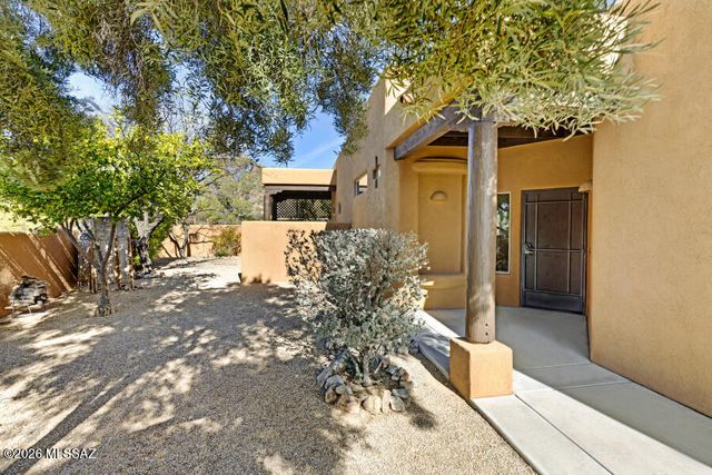 5660 W Triangle X Place, Tucson, AZ 85713