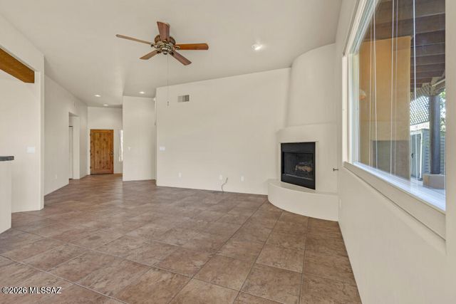 5660 W Triangle X Place, Tucson, AZ 85713