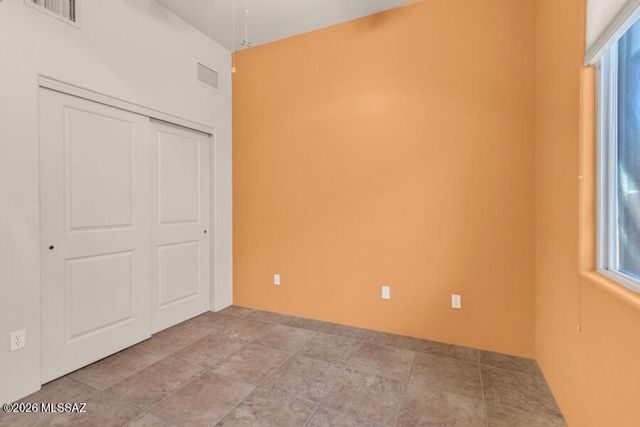 5660 W Triangle X Place, Tucson, AZ 85713