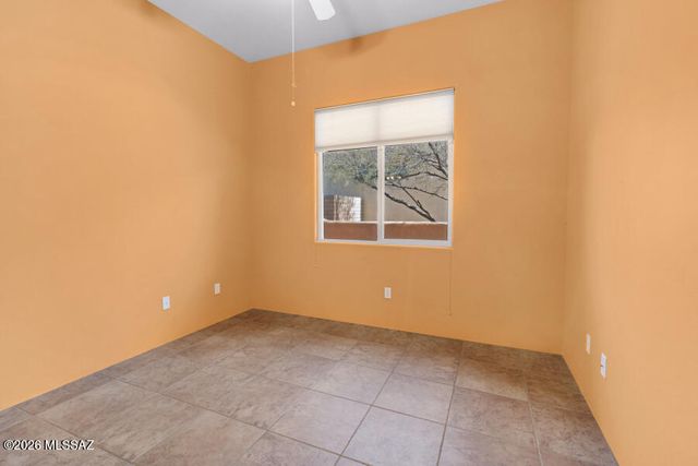 5660 W Triangle X Place, Tucson, AZ 85713
