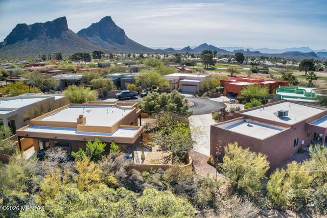 5660 W Triangle X Place, Tucson, AZ 85713