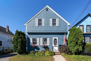 25 Macy St, Quincy, MA 02169